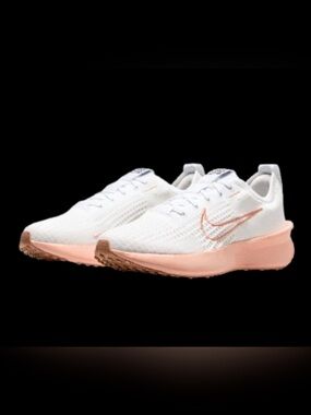 Nike Women's White and Apricot Running Shoes